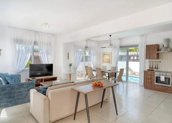 Narcissos 2 * Protaras