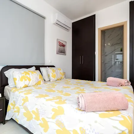 别墅 Narcissos 2 *