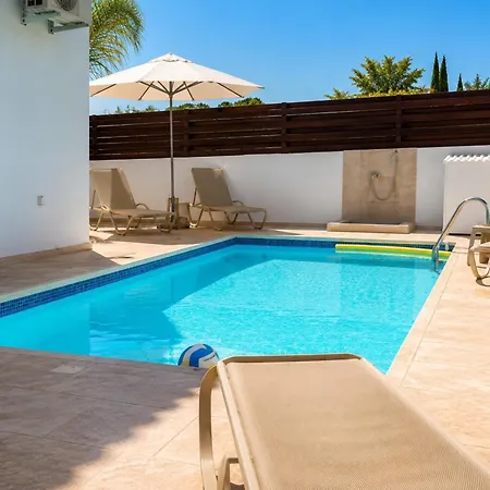 Villa Narcissos 2 *